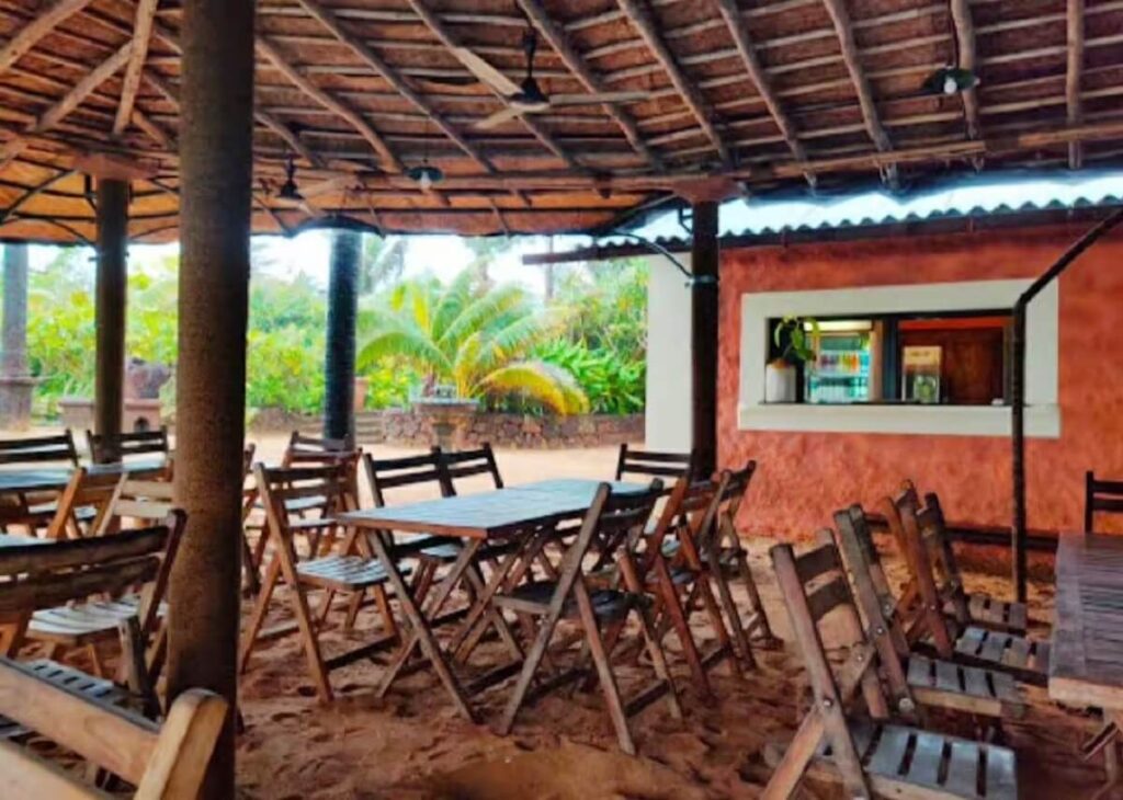 Pousada by the Beach in Gaura Vaddo Goa
