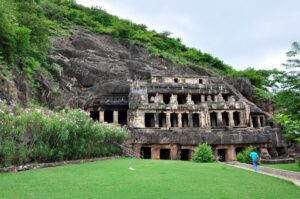 Undavalli Caves Andhra Pradesh