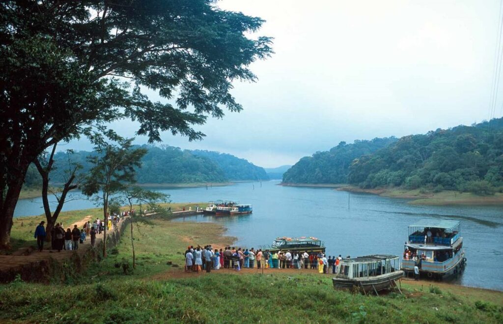 Boat safari in Periyar National Park Thekkay Kerala