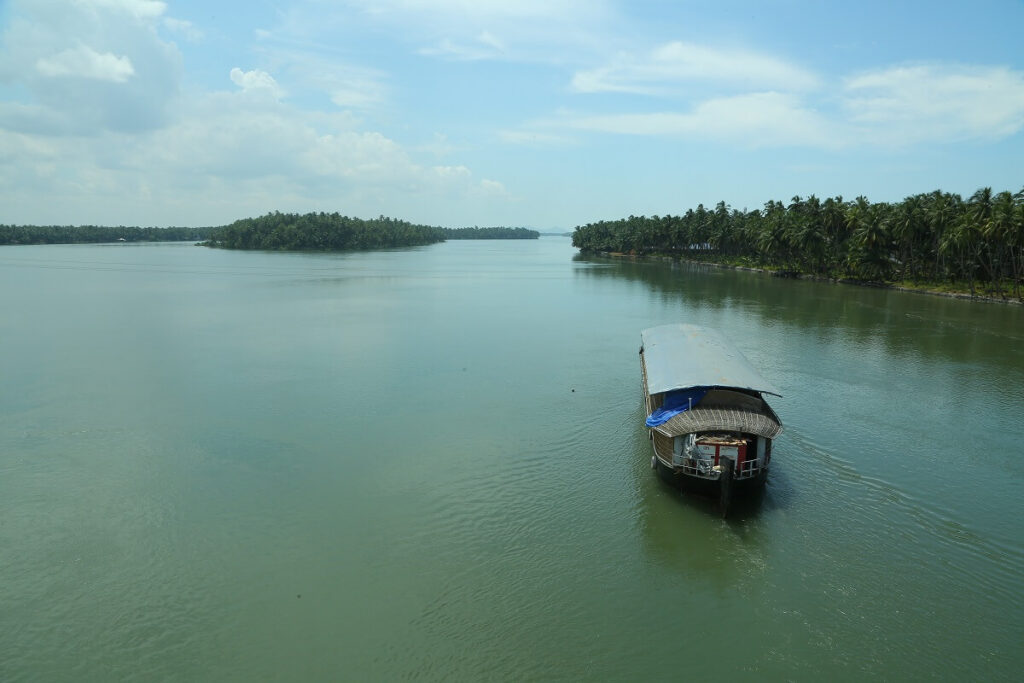 Valiyaparamba Backwaters (Kerala)