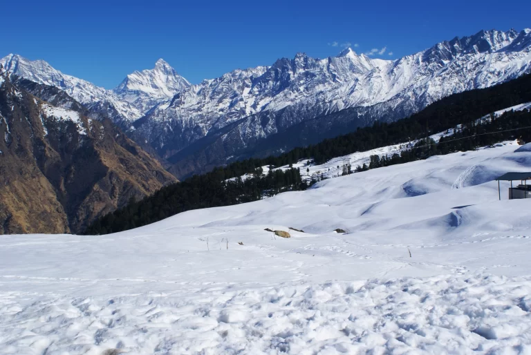 Snowfall in December in India