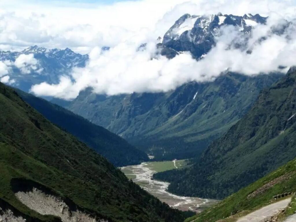 Lachung Chu Sikkim