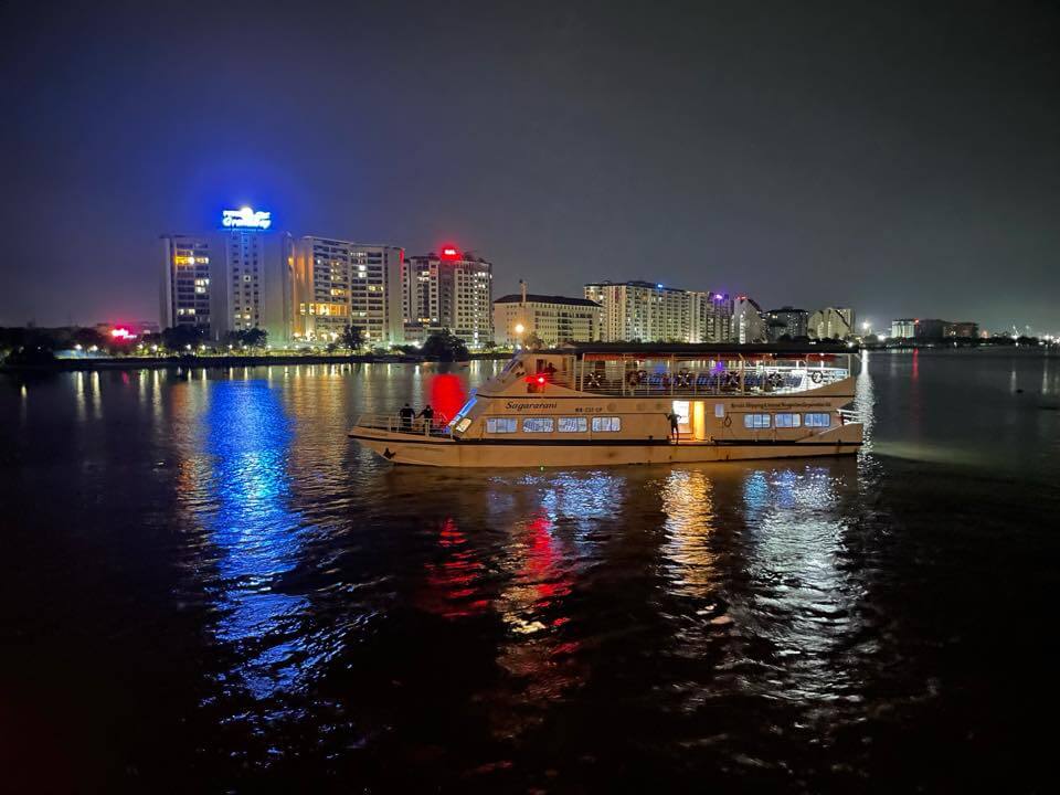 Luxury Dinner Cruise Kochi