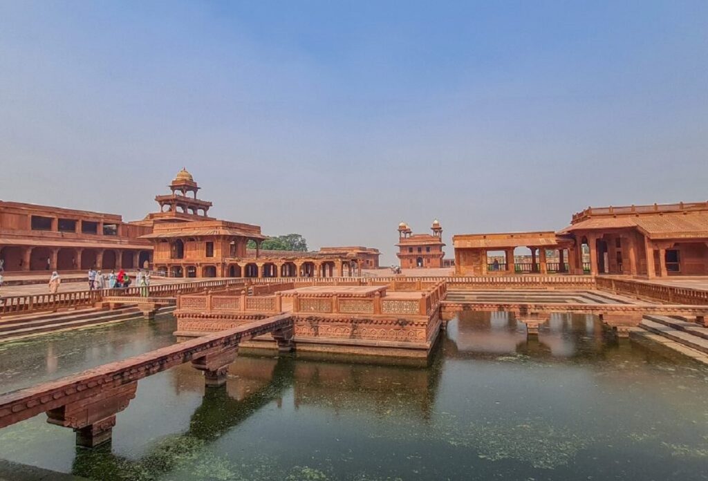 Places to Visit in Fatehpur Sikri