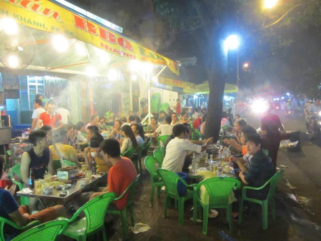 Vinh Khanh Street Food Vietnam
