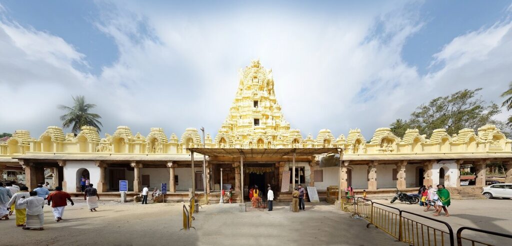 Cheluvanarayana Swamy Temple Melukote Karnataka