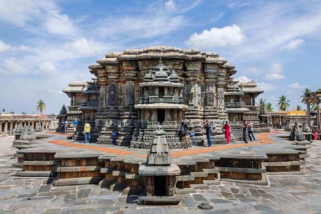 Hoysala Temple Belur Karnataka
