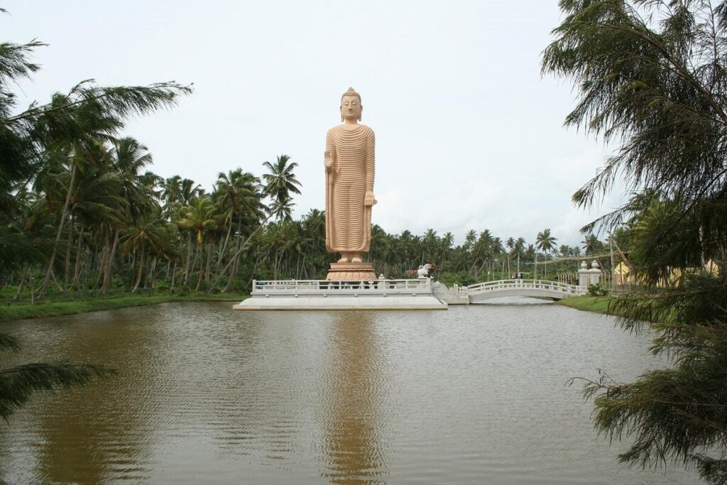 Tsunami Honganji Vihara Hikkaduwa Sri Lanka