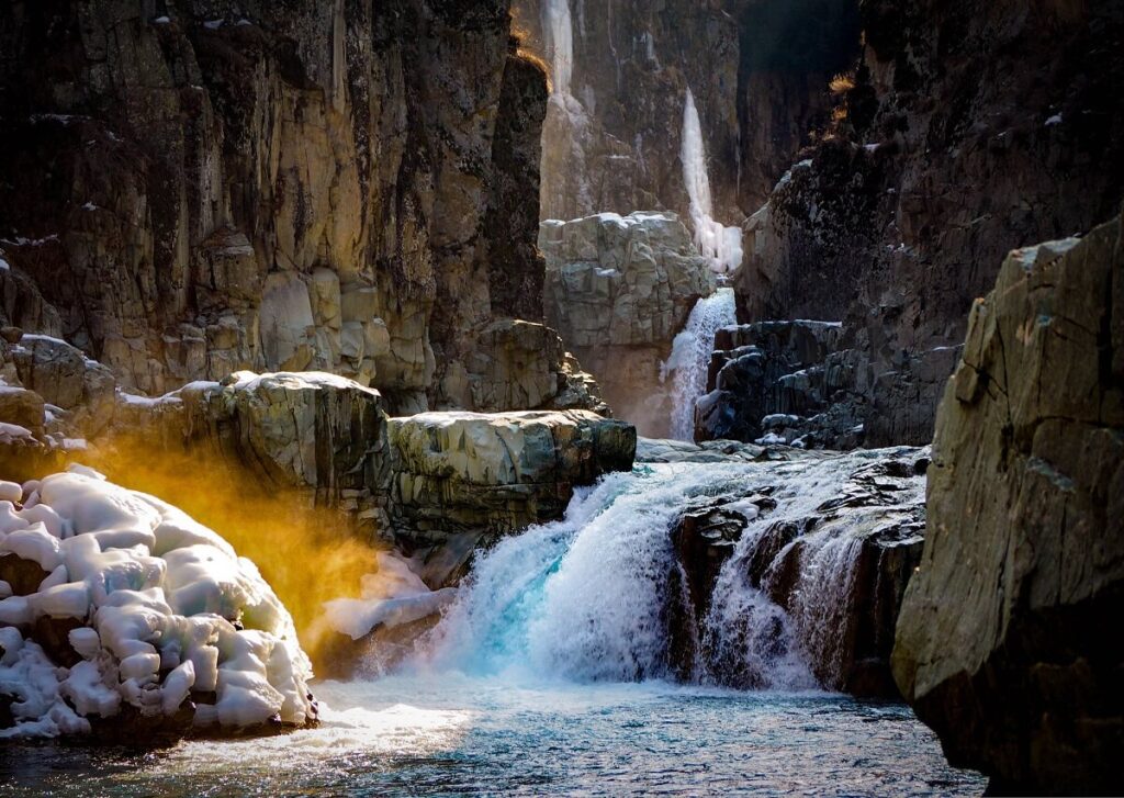 Aharbal Waterfall Kashmir