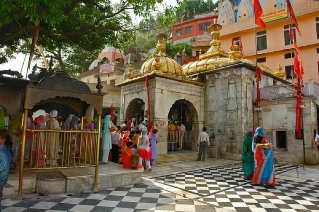 Jwalamukhi Temple, Kangra, Himachal Pradesh