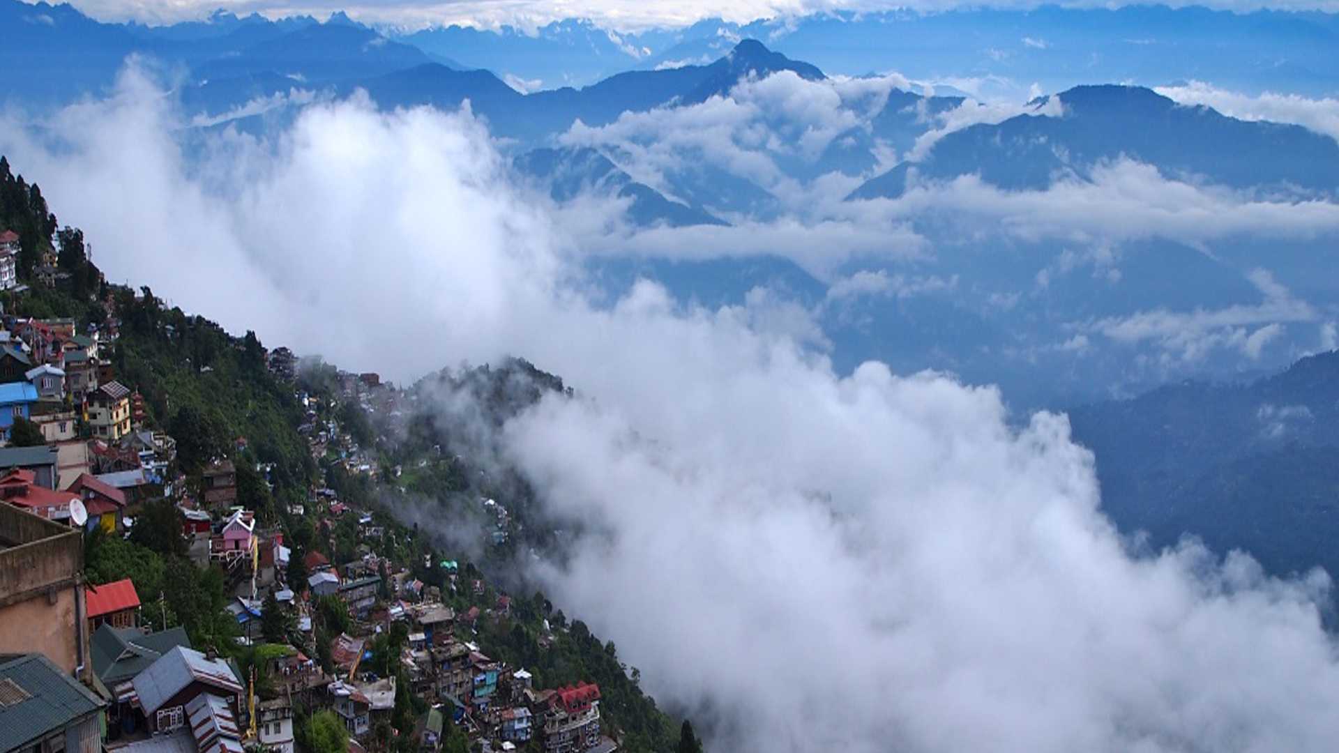 Mussoorie in May