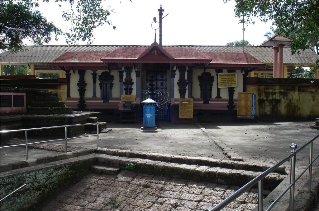 Thirunavaya Nava Mukunda Temple Malappuram, Kerala