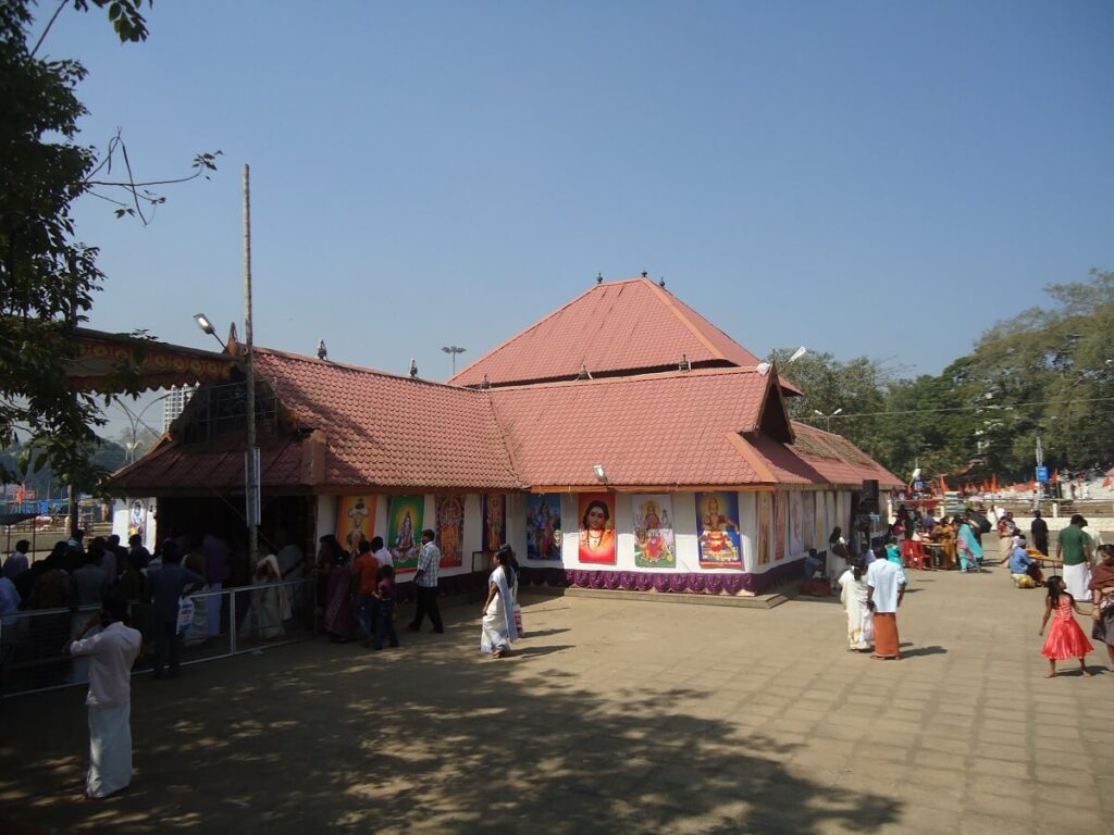 Aluva Manappuram Siva Temple Kerala