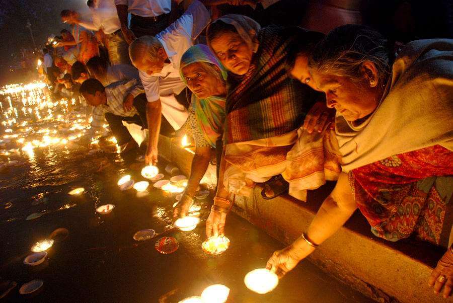 Kumbh Mela Deep Daan Prayagraj