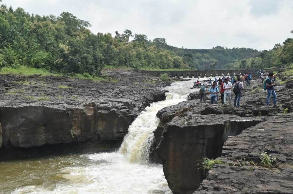 Jogi Bhadak Waterfall Madhya Pradesh