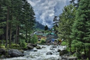 Top 10 Places to Visit Near Manali in October 2026
