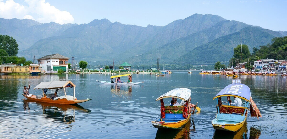 Seasons in Srinagar