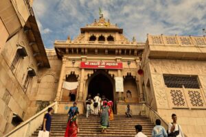 Shri Radha Rani Temple, Barsana: History, Entry, Timings & Tips