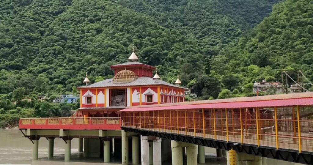 Dhari Devi Temple Srinagar: A Sacred Jewel of Uttarakhand