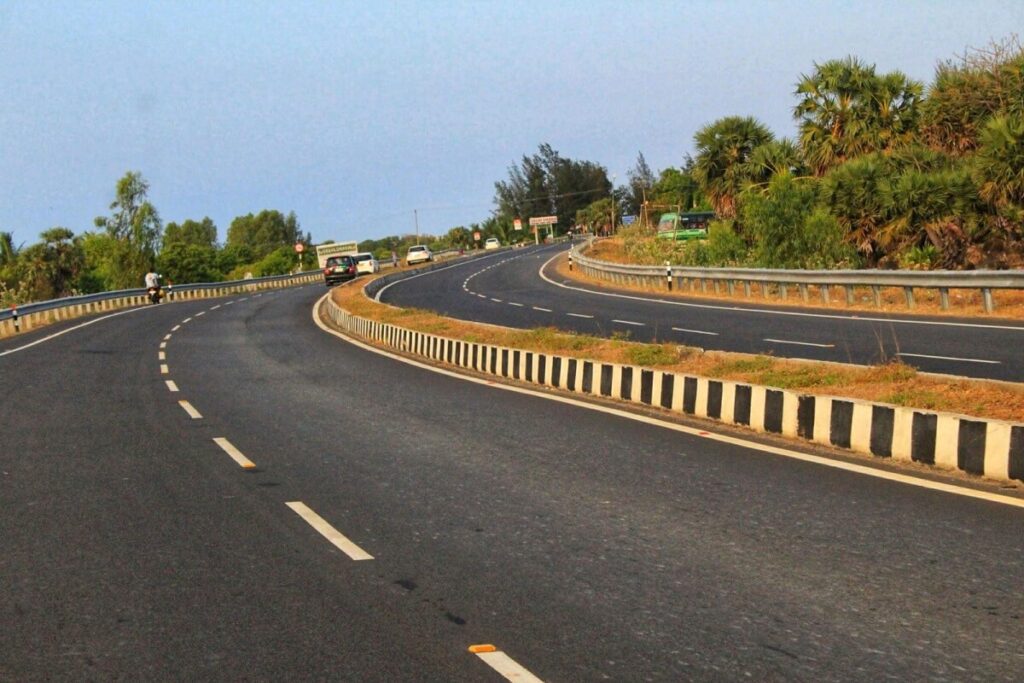 Chennai to Pondicherry via East Coast Road (ECR)