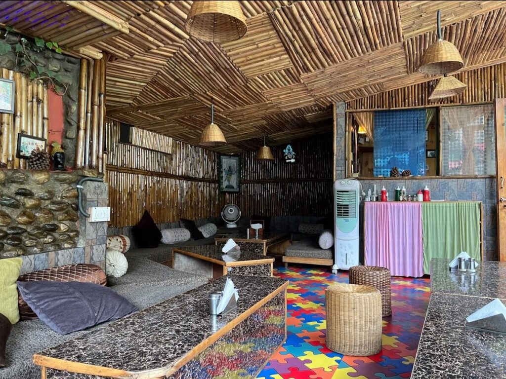 Evergreen Café, Kasol