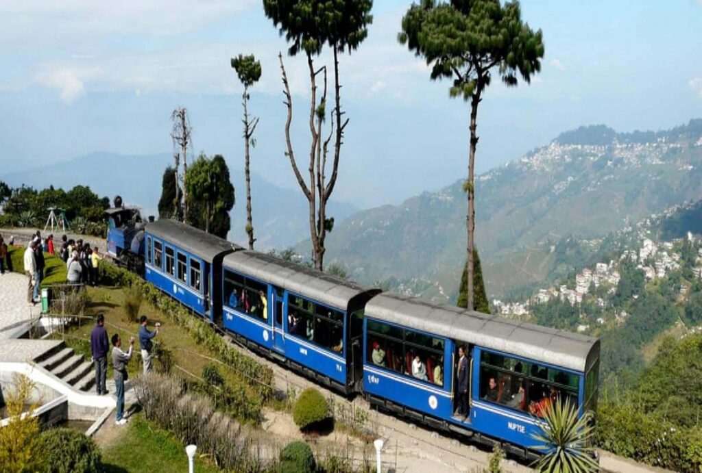 How to Reach Darjeeling