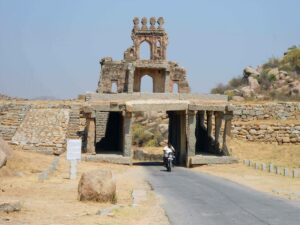 How to Reach Hampi