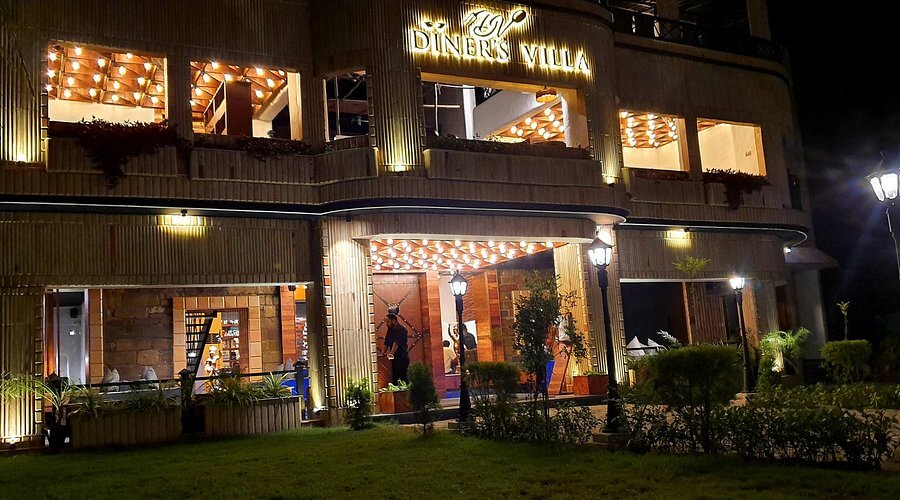 Diner’s Villa Corbett