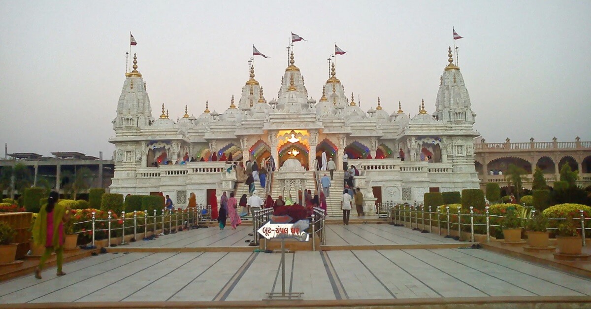 Visit the Shri Swaminarayan Mandir