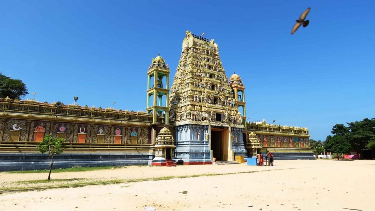 Vallipuram Alvar Temple