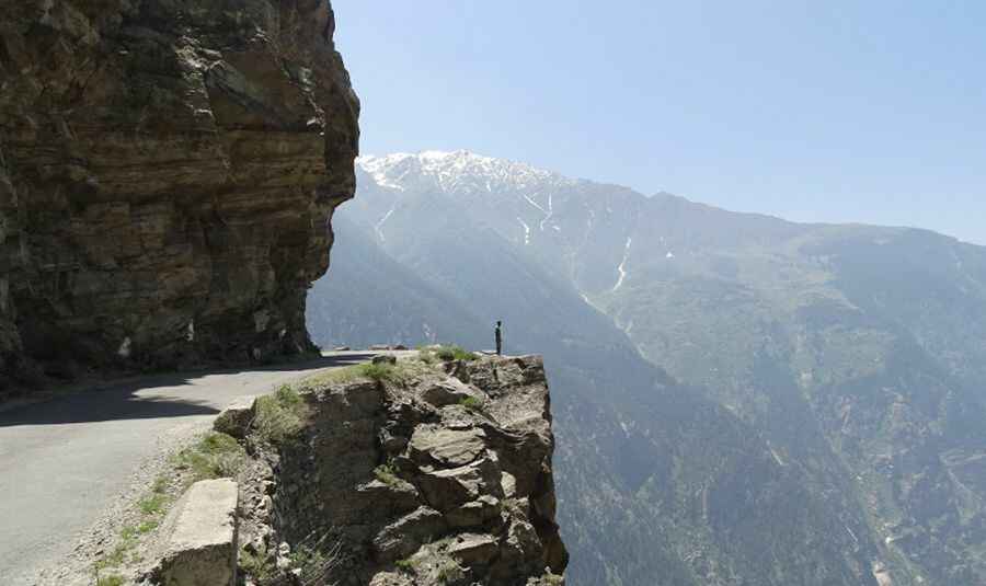Roghi Cliff Viewpoint Kinnaur