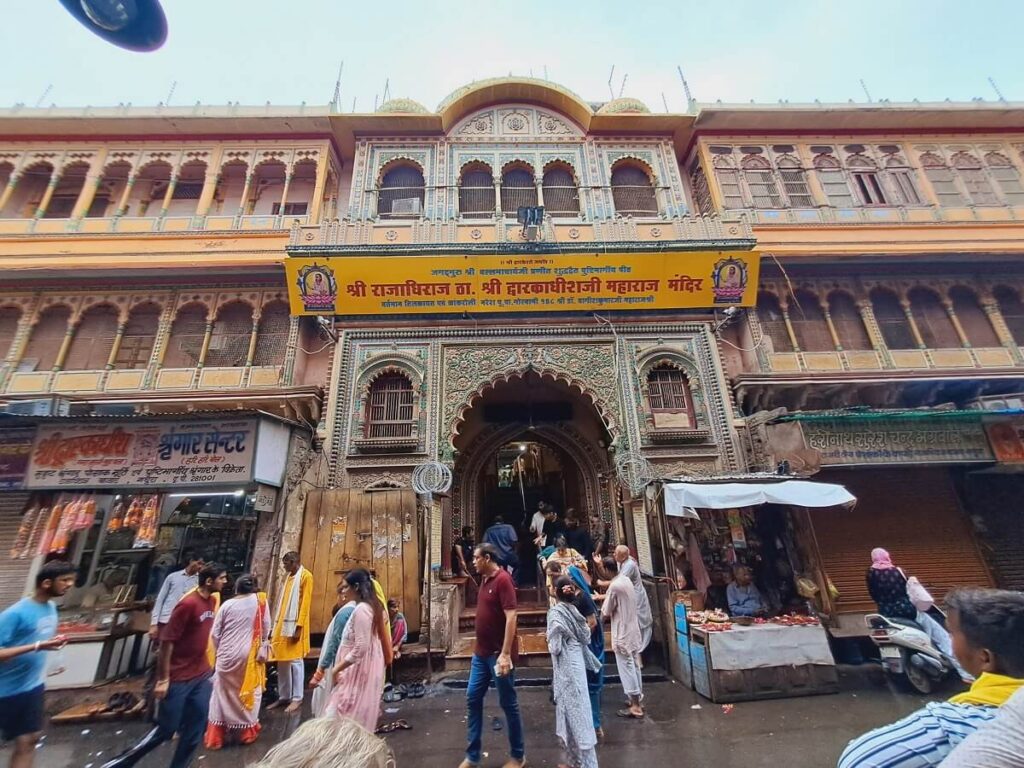 Dwarkadhish Temple Mathura