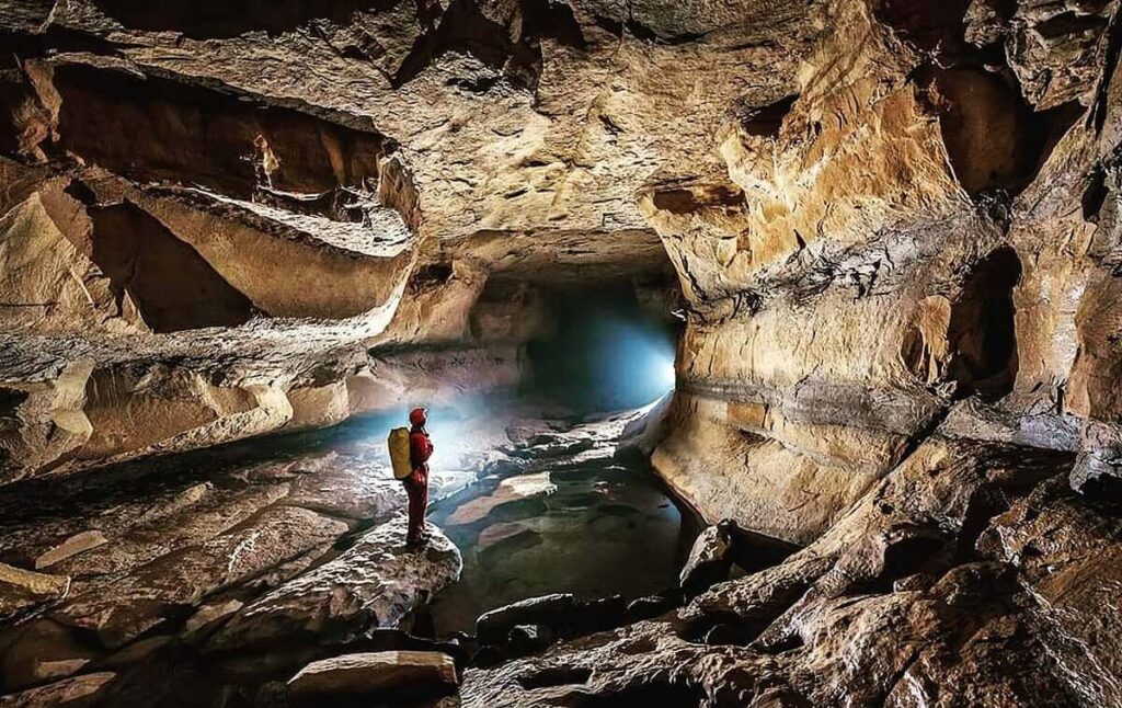 Krem Puri Cave Meghalaya