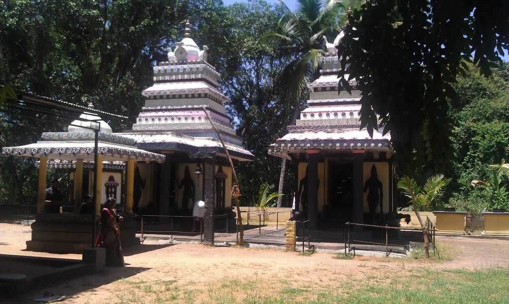 Ponnumthuruthu Shiva–Parvati Temple Varkala