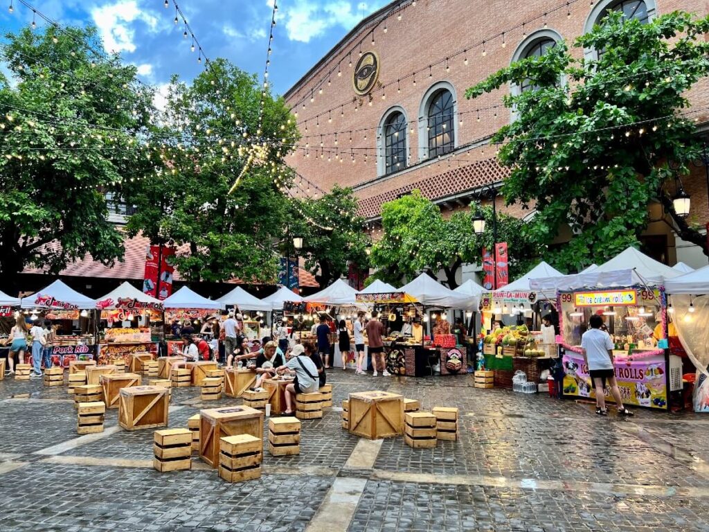 Nimmanhaemin Road Boutiques Chiang Mai