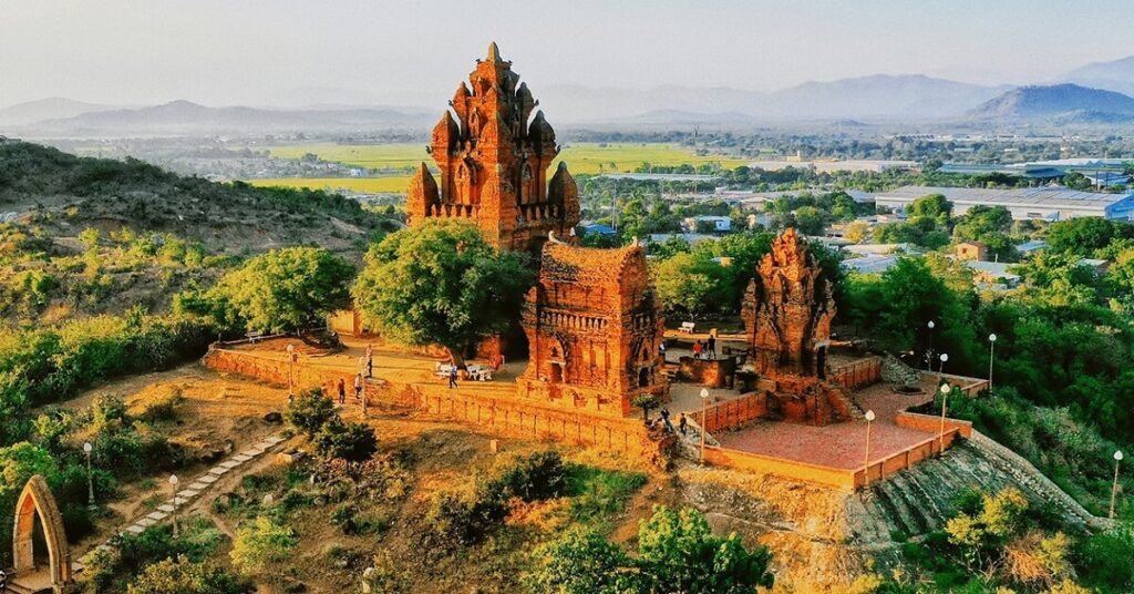 Po Klong Garai Towers – Phan Rang–Tháp Chàm