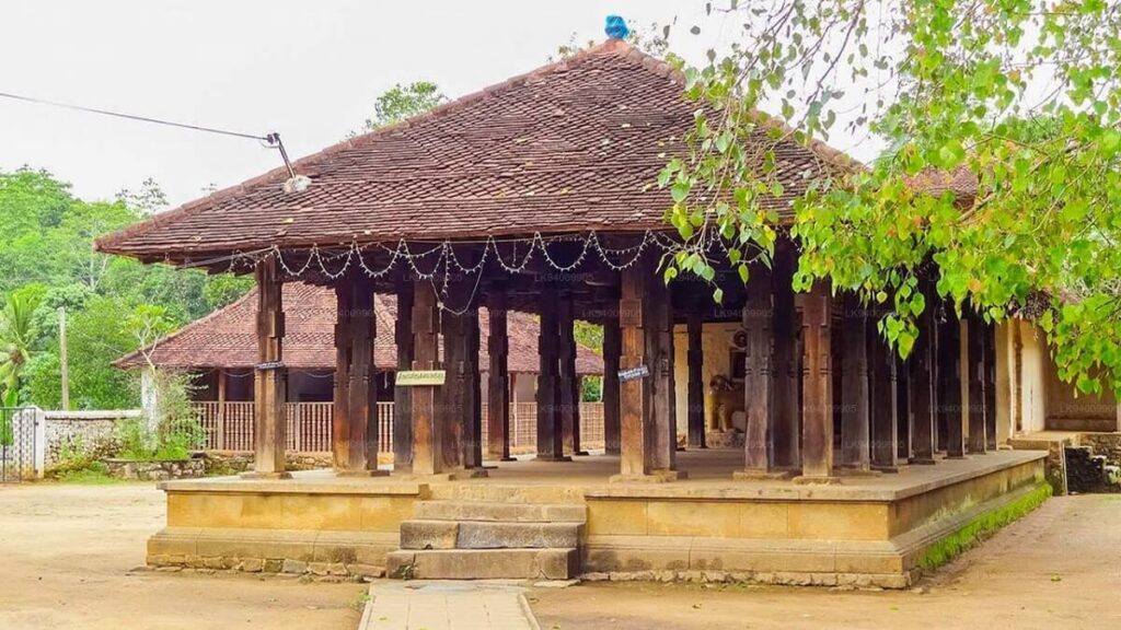 Embekke Devalaya, Kandy