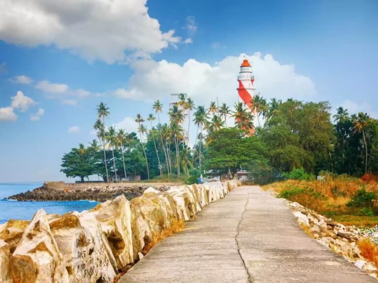 How to Reach Kollam