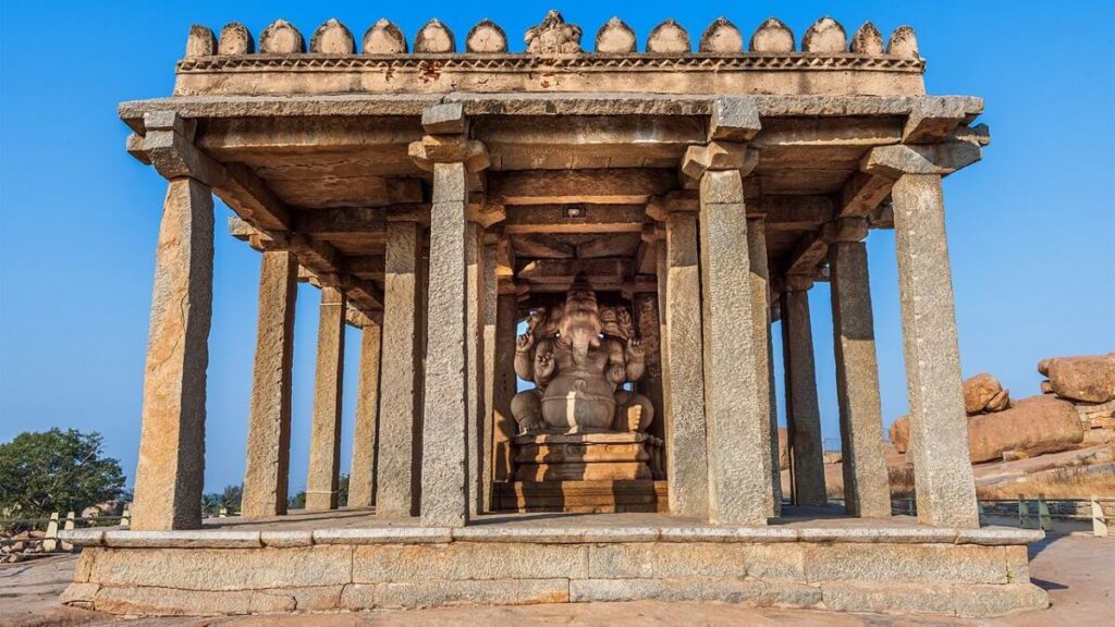 Sasivekalu and Kadalekalu Ganesha Hampi