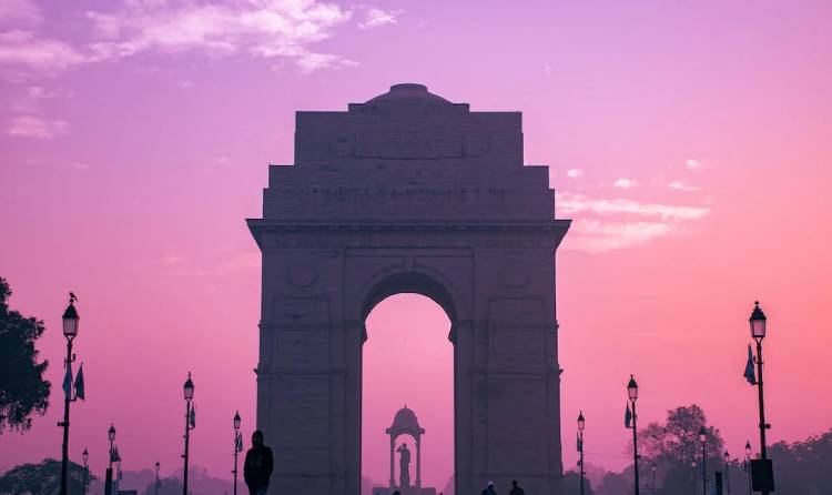 India Gate visit during Delhi sightseeing on 6 Days Golden Triangle Tour with Tusk Travel.