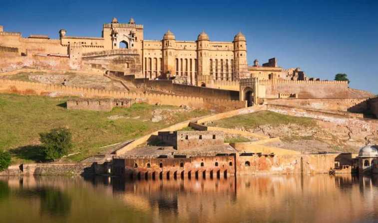 2 Day Jaipur Trip from Delhi Tour Packages