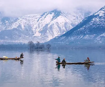 dal lake kashmir