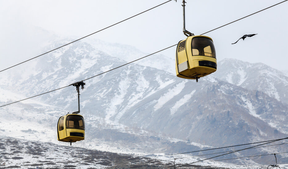 Cable Car, Panoramic views of snow-covered valleys