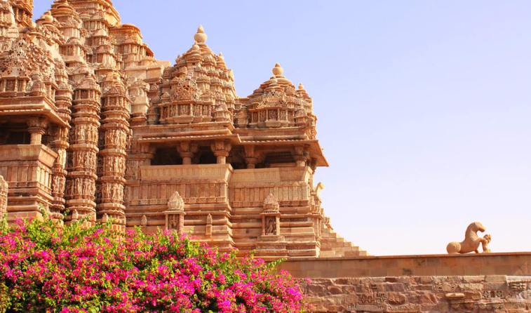 Khajuraho and bandhavgarh tour package