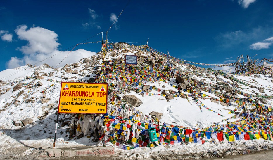 8 Nights 9 Days Leh Ladakh tour packages