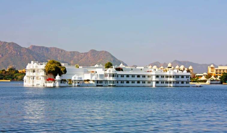 udaipur lake pichola