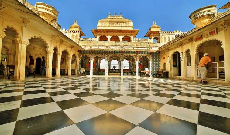 udaipur sightseeing trip