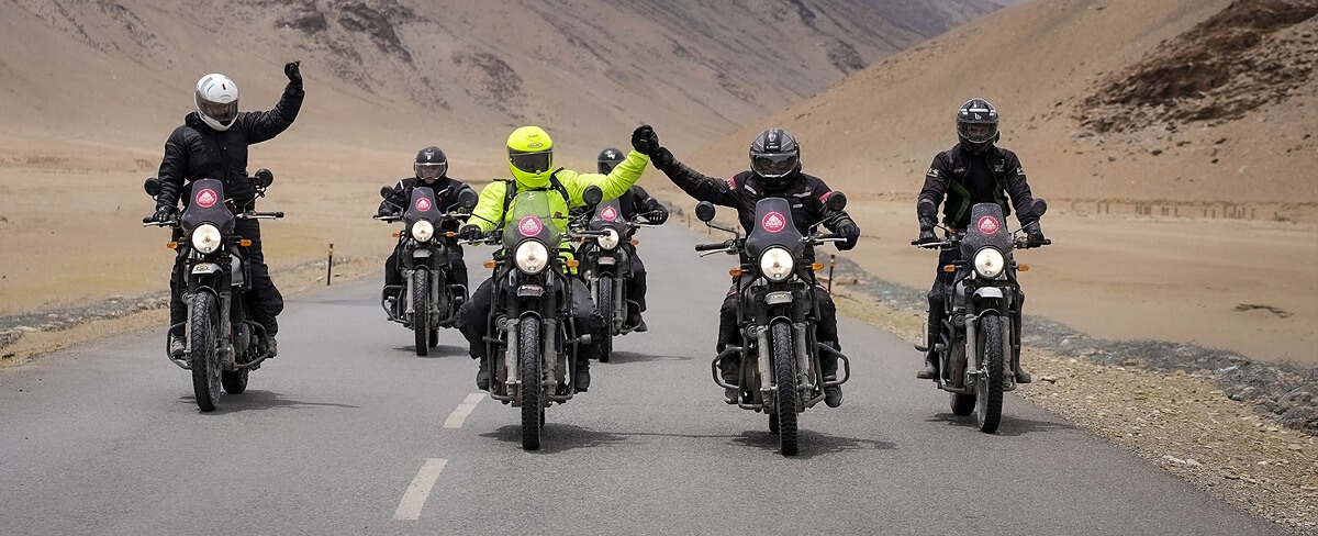 Leh Ladakh bike tour packages through Manali Srinagar Nubra Valley and Pangong Lake