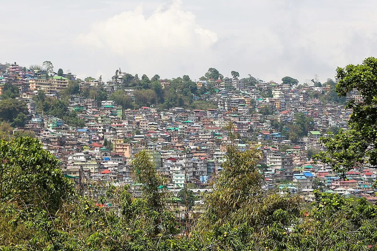 Kalimpong sightseeing and drive to Pelling Sikkim