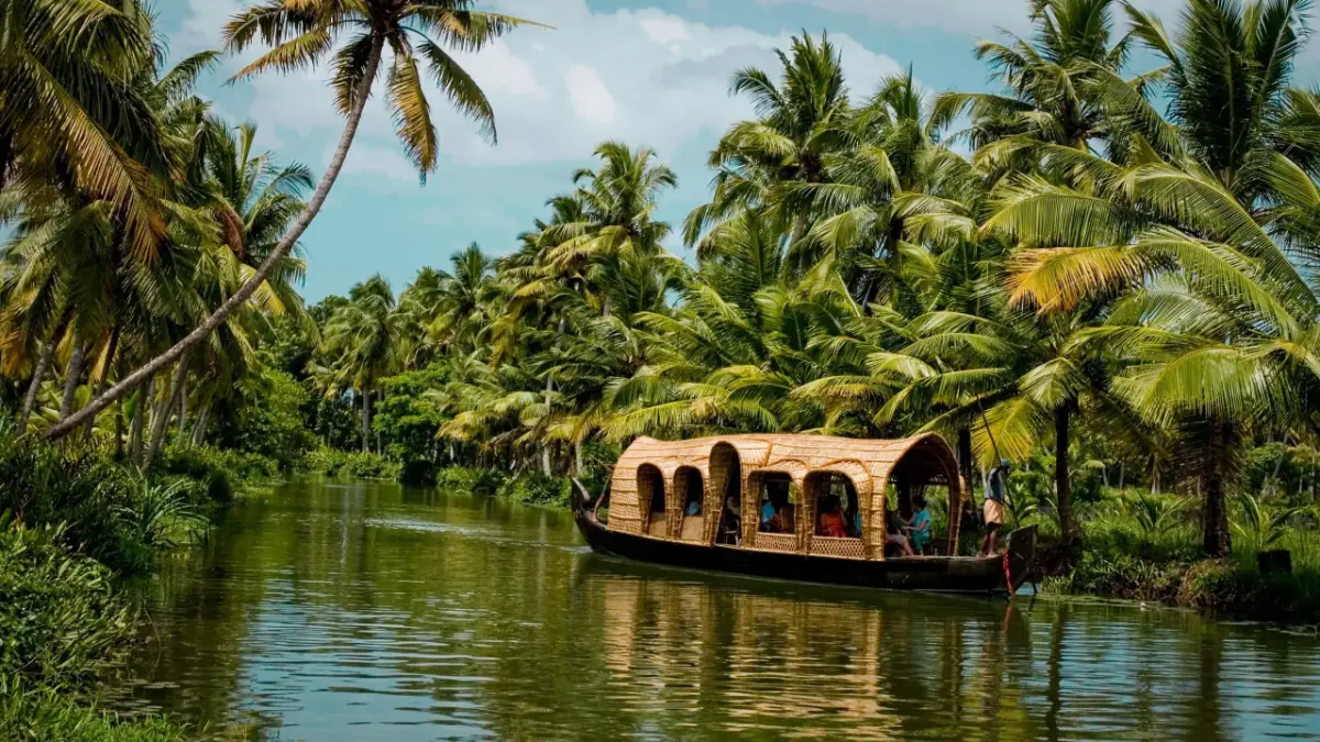 9 Nights 10 Days South India Tour